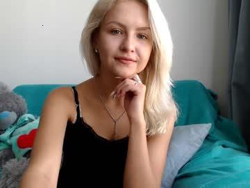 little_sophia_18 chaturbate