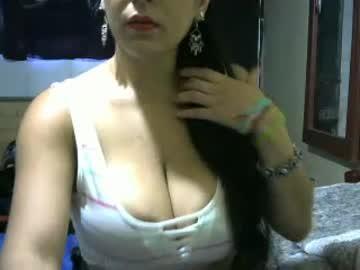 mia_colutssi chaturbate